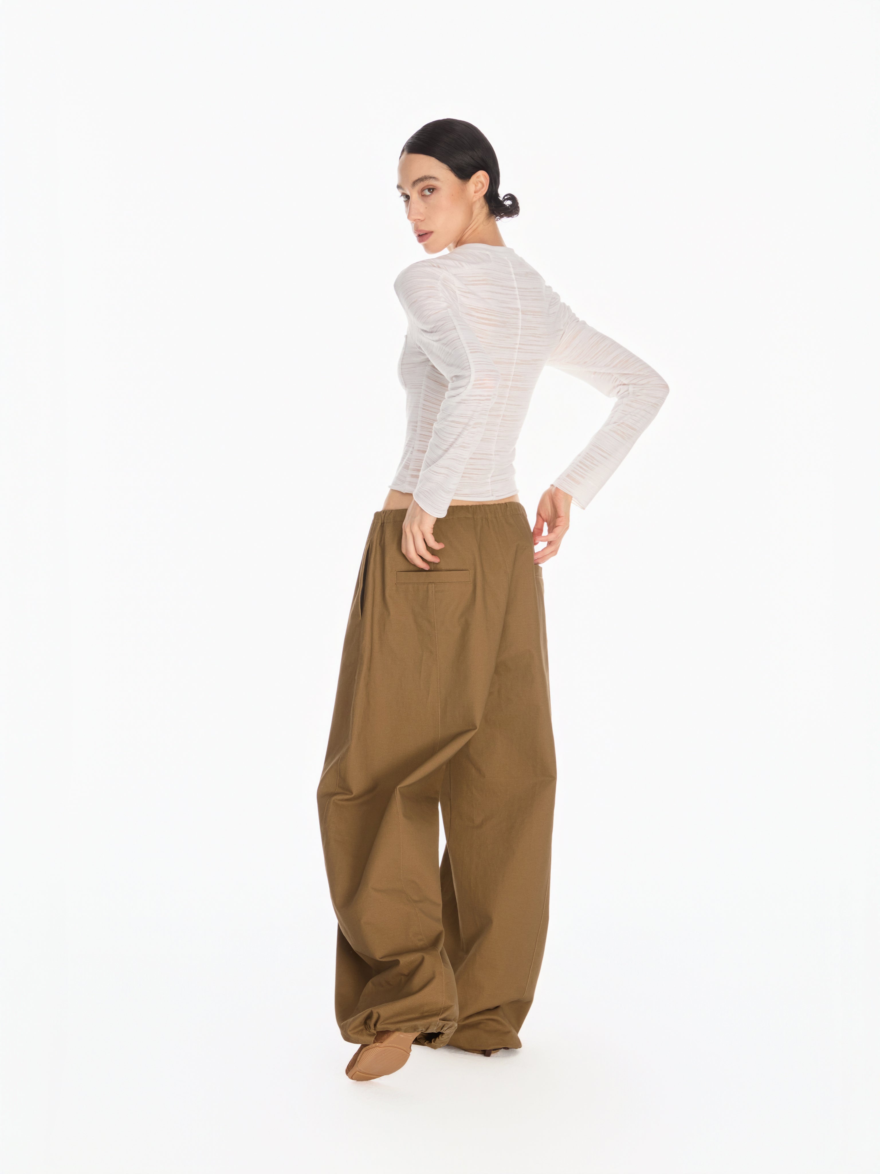 Wide Frame Cargo Pants- - YHONE