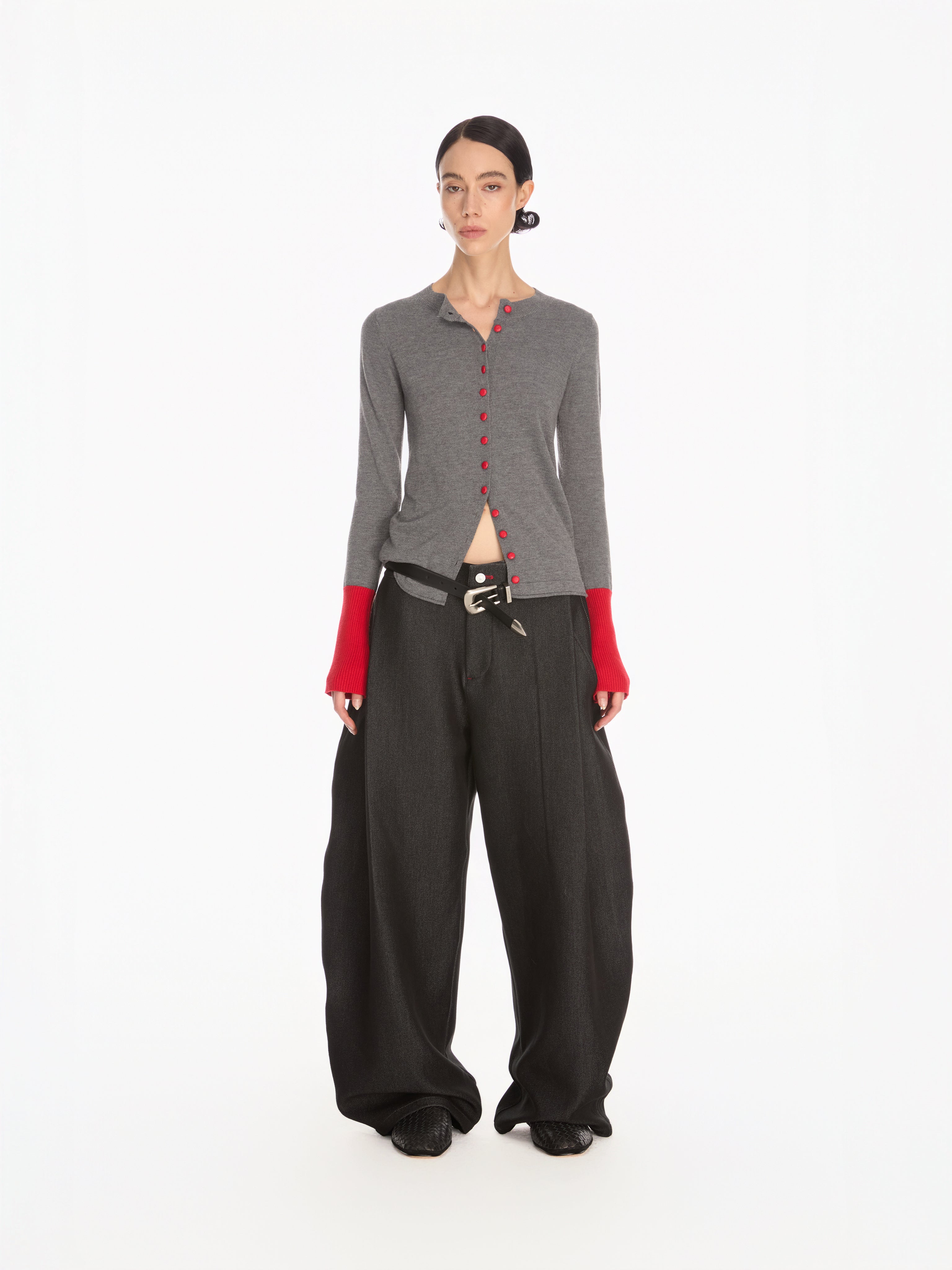 Sharp Sculpt Pants- — YHONE