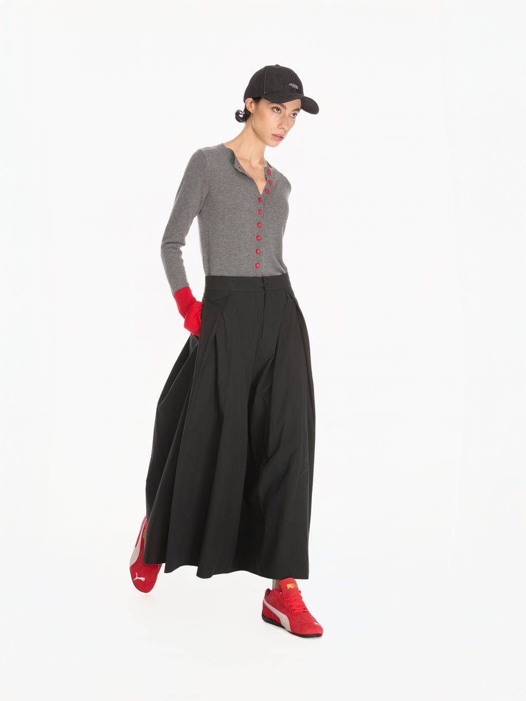Sturdy Flow Skirt - YHONE