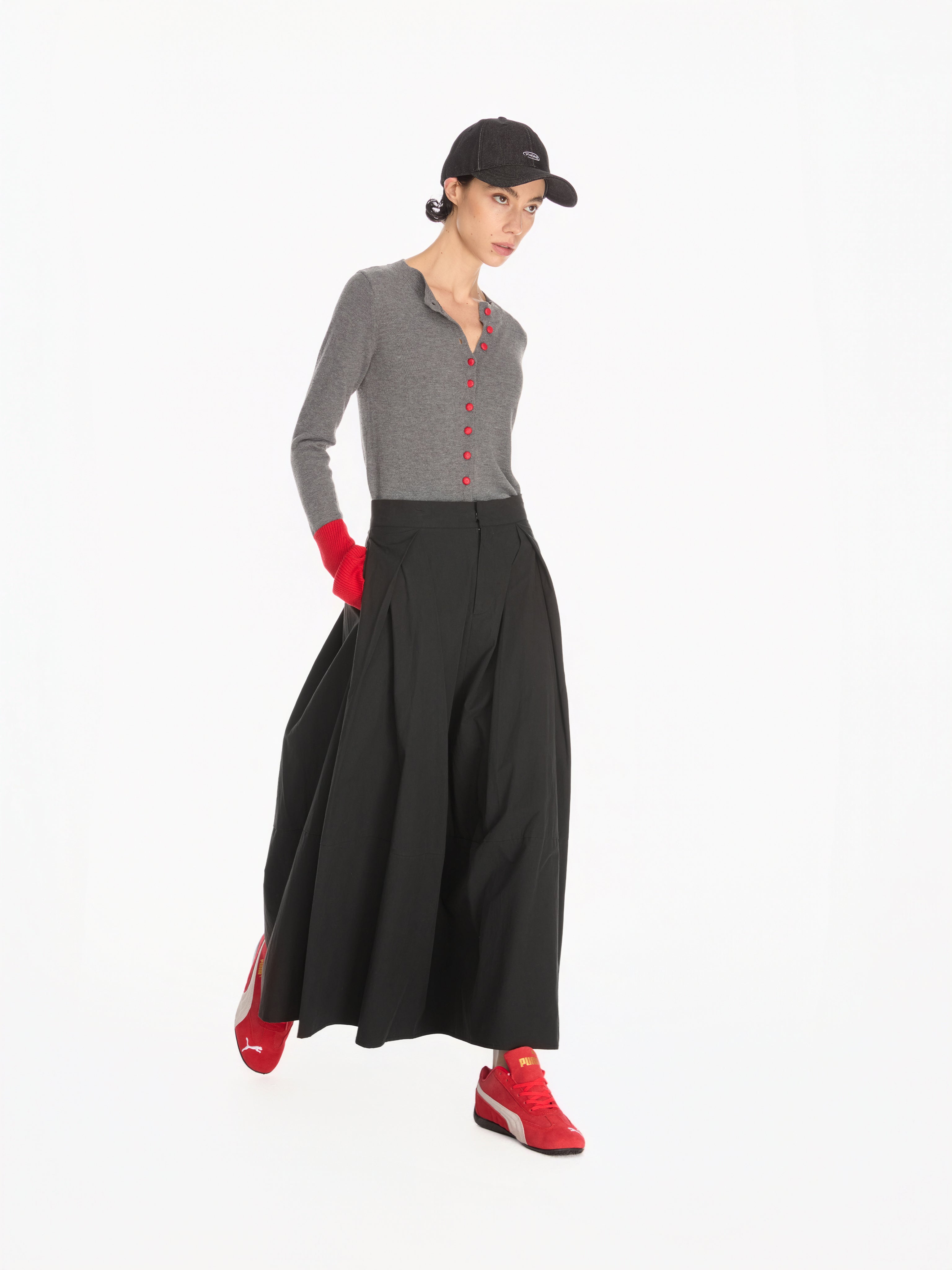 Sturdy Flow Skirt - YHONE