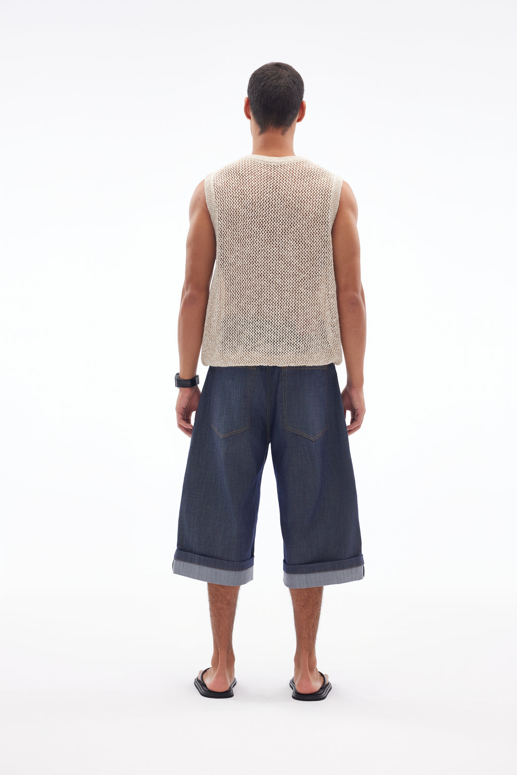 The Nexus Tank - YHONE