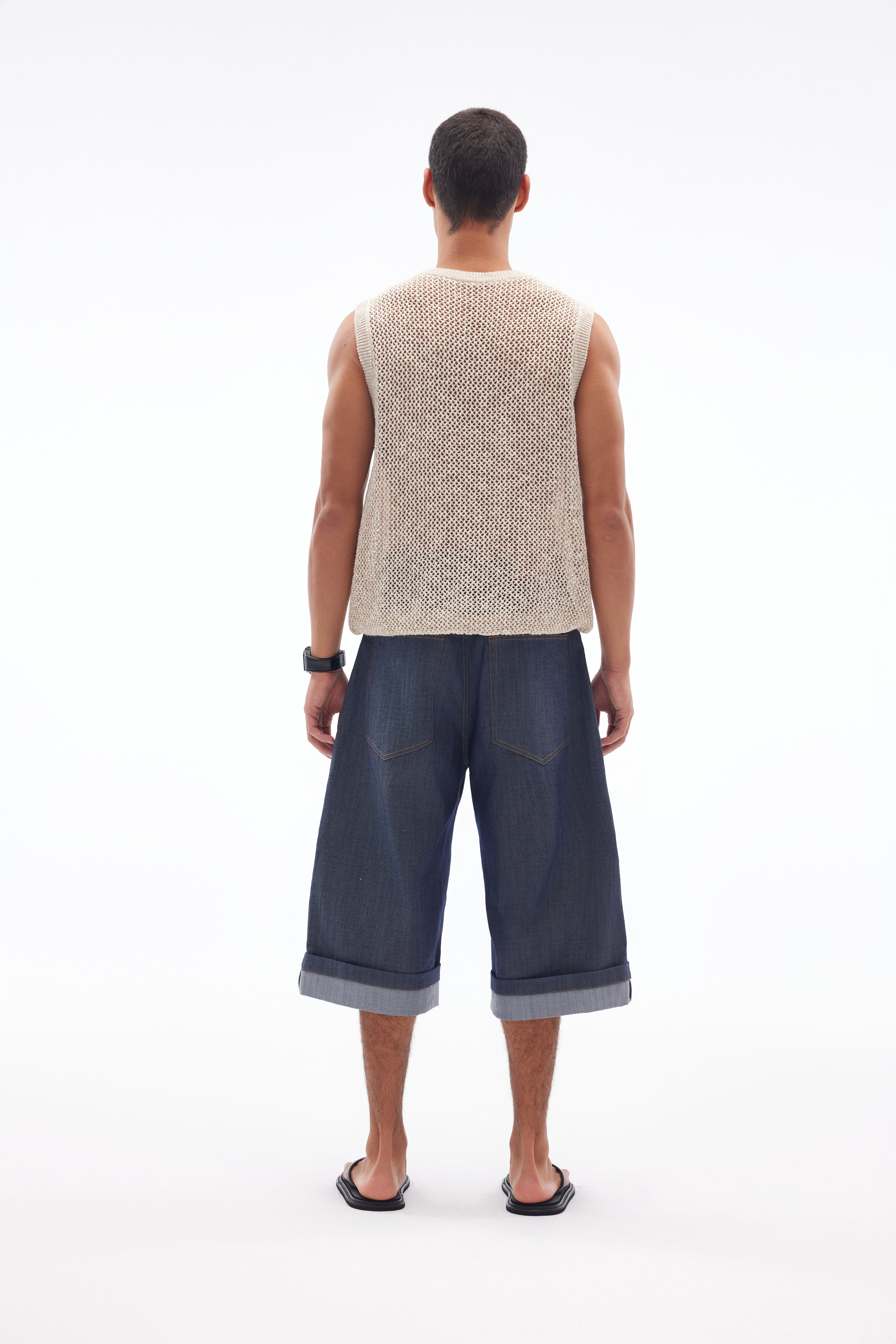 The Nexus Tank - YHONE