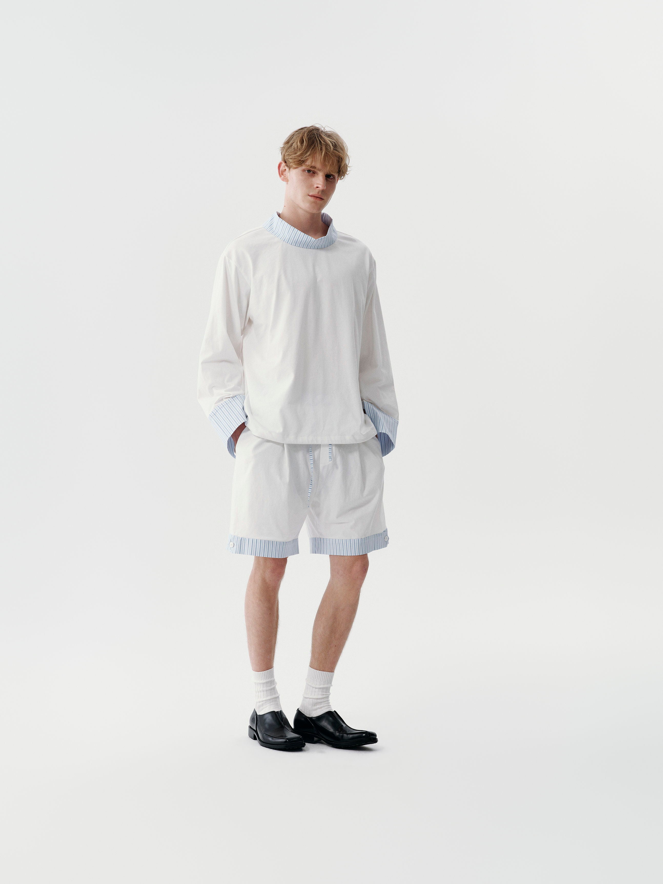 Shirt Collar Pullover in White