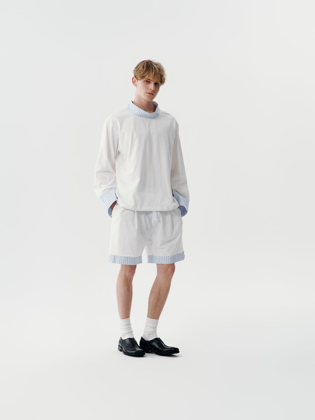 Shirt Collar Pullover in White