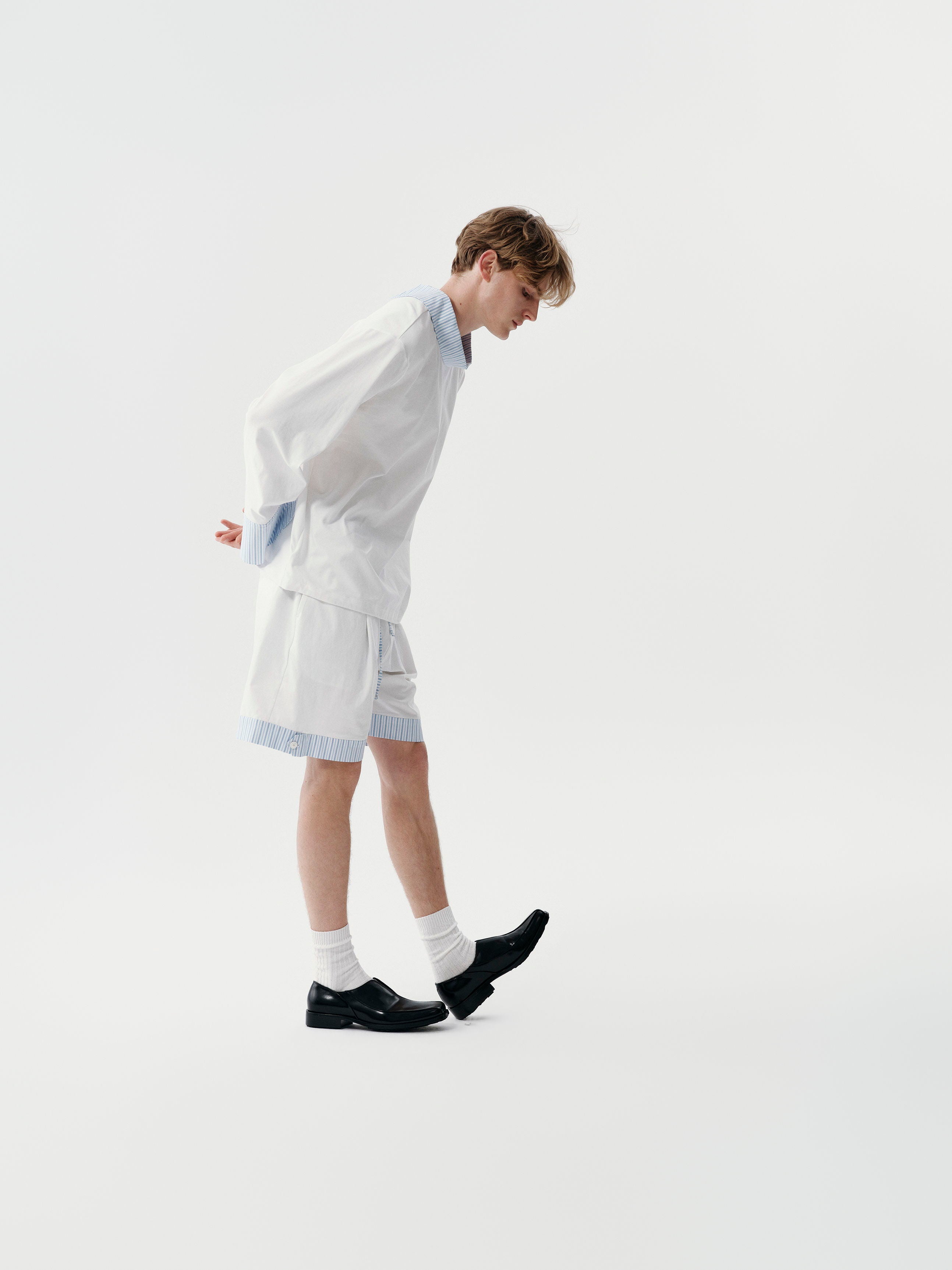 Shirt Collar Pullover in Black