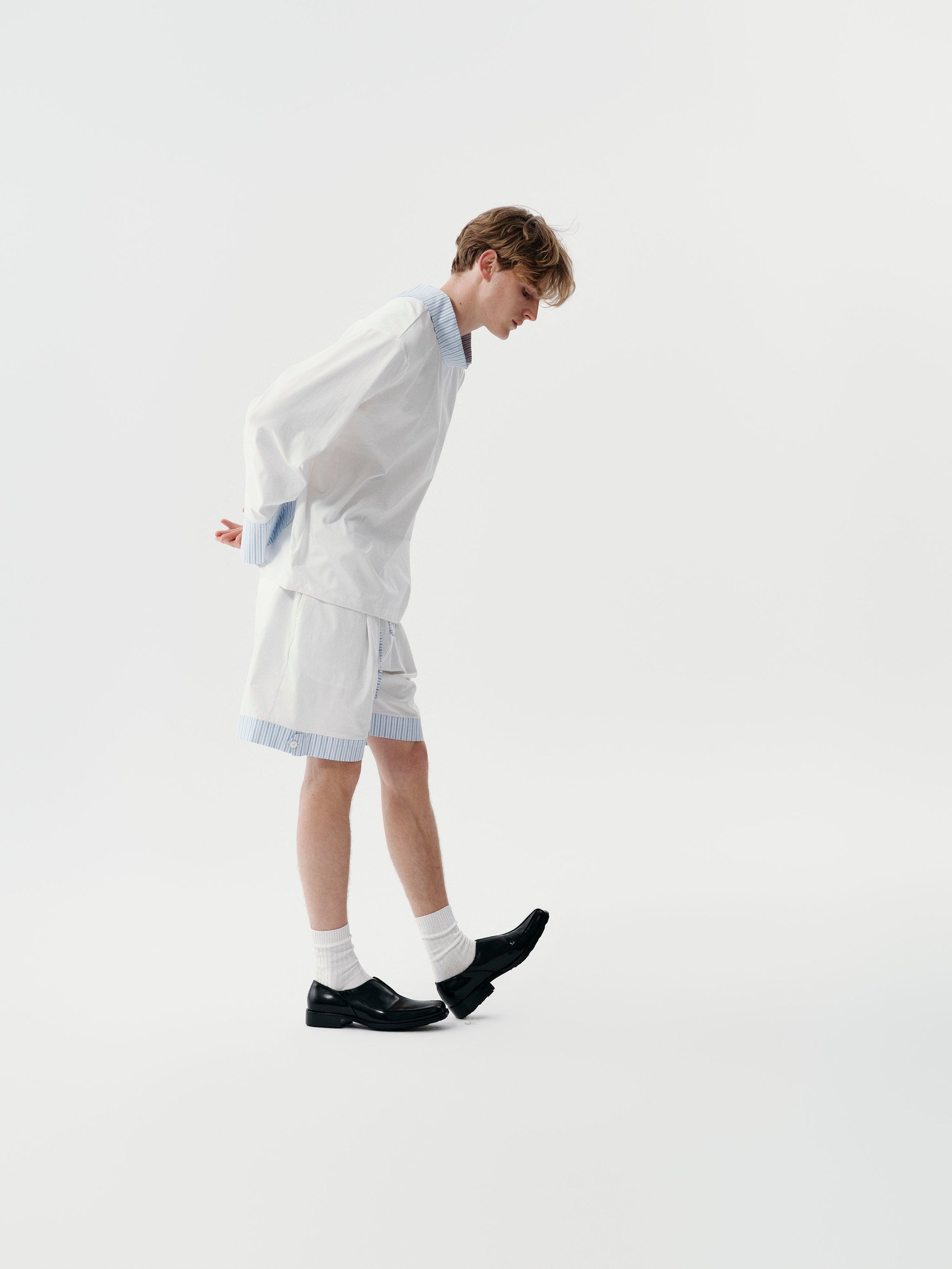 Shirt Collar Pullover in Black