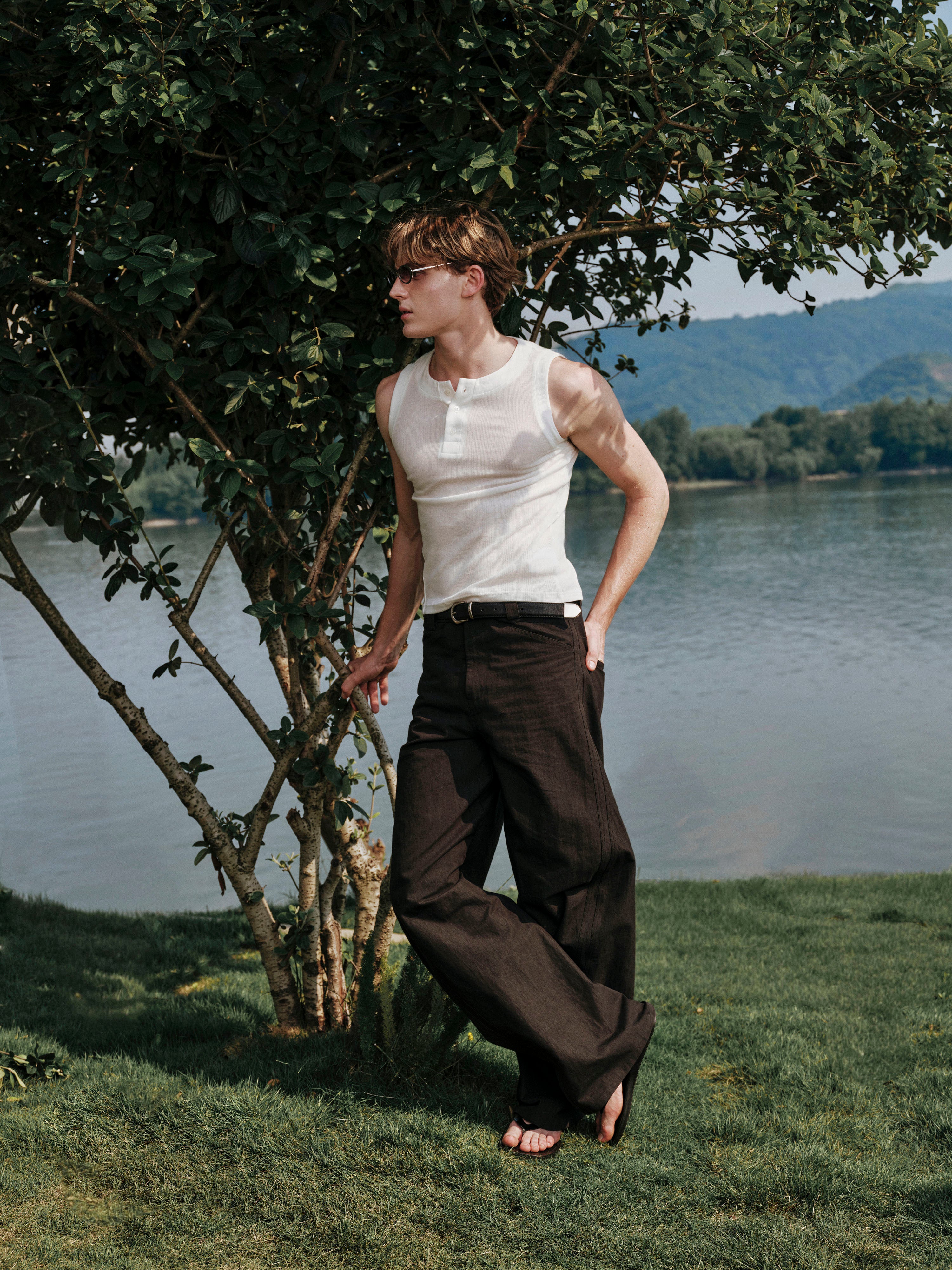 Henley Tank