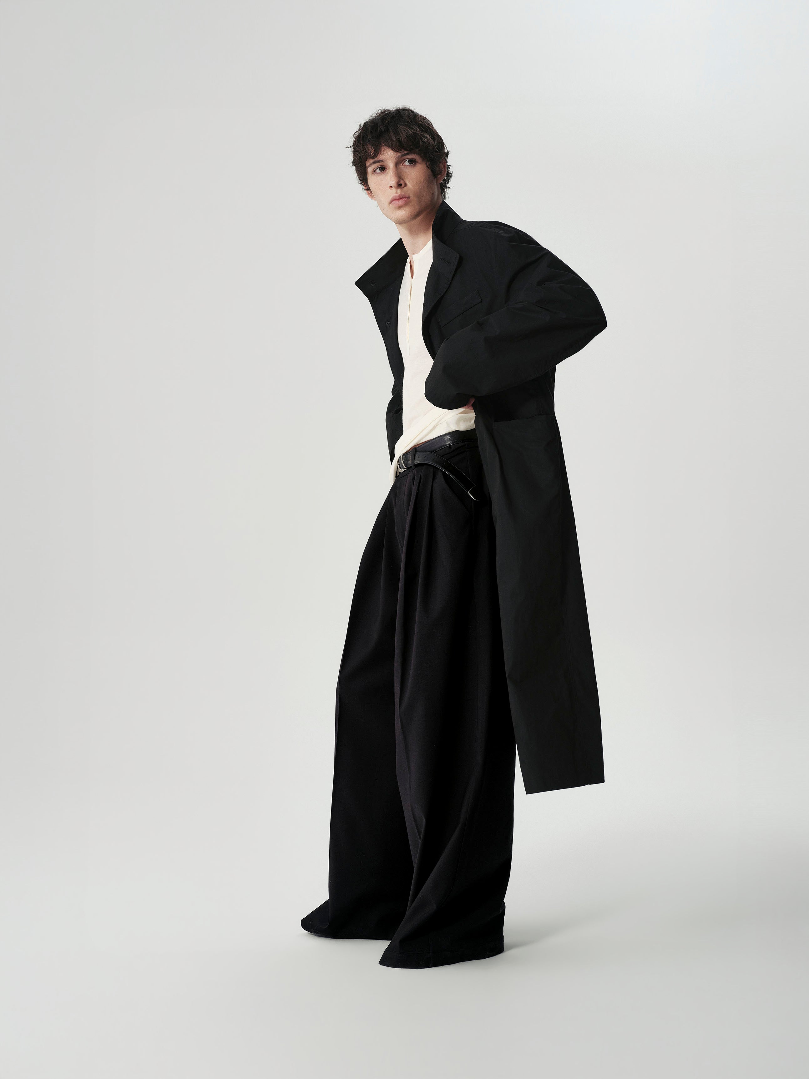Triple-Pleat Wide Trousers