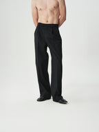 Single-Pleat Tapered Trousers