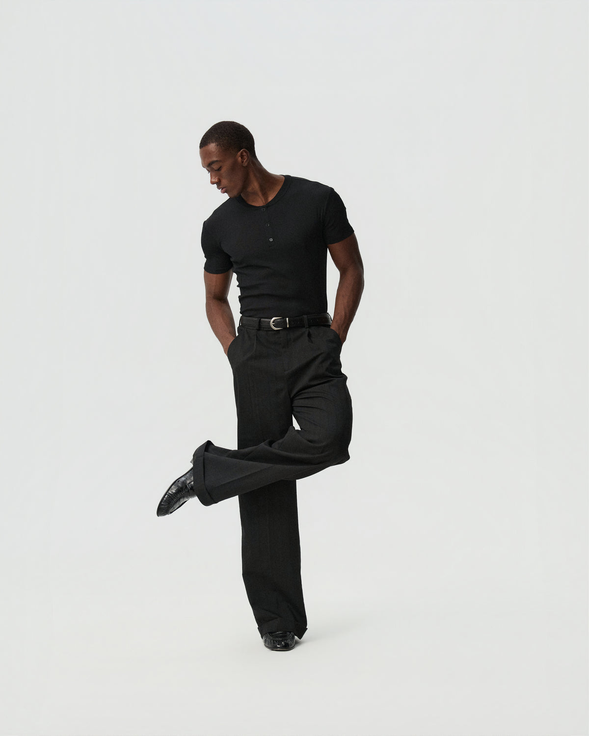 Single-Pleat Tapered Trousers — styling view