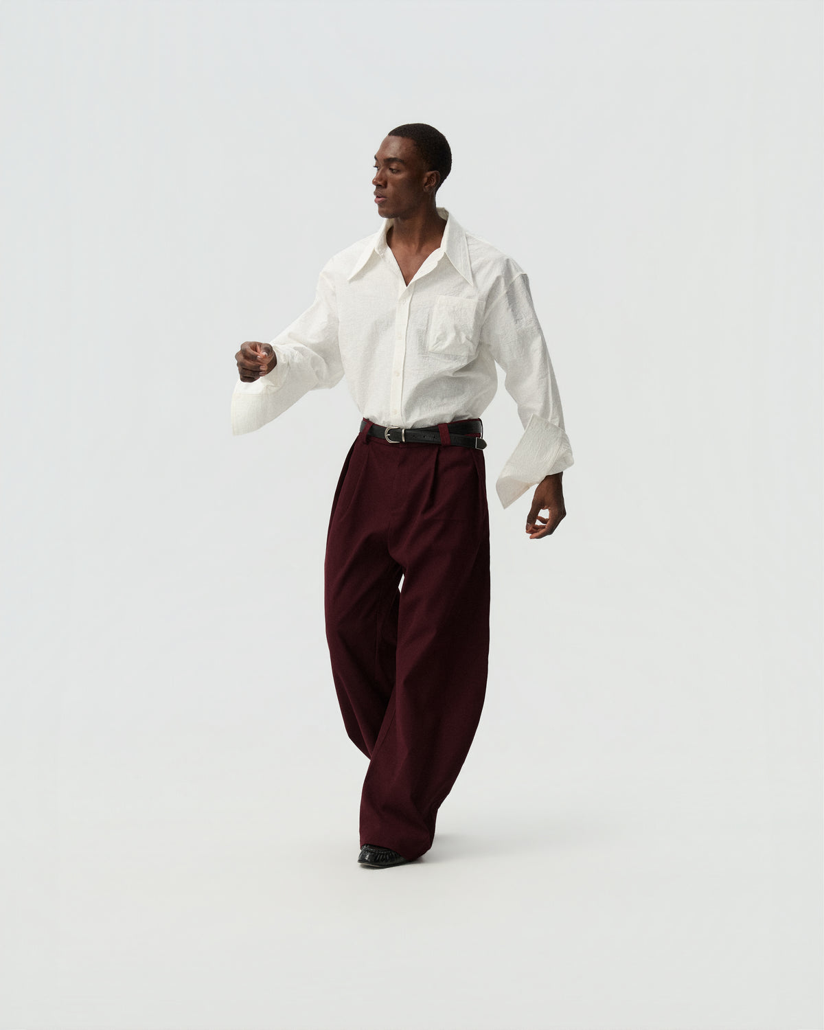 YHONE Bold Pants No.27 — styling view