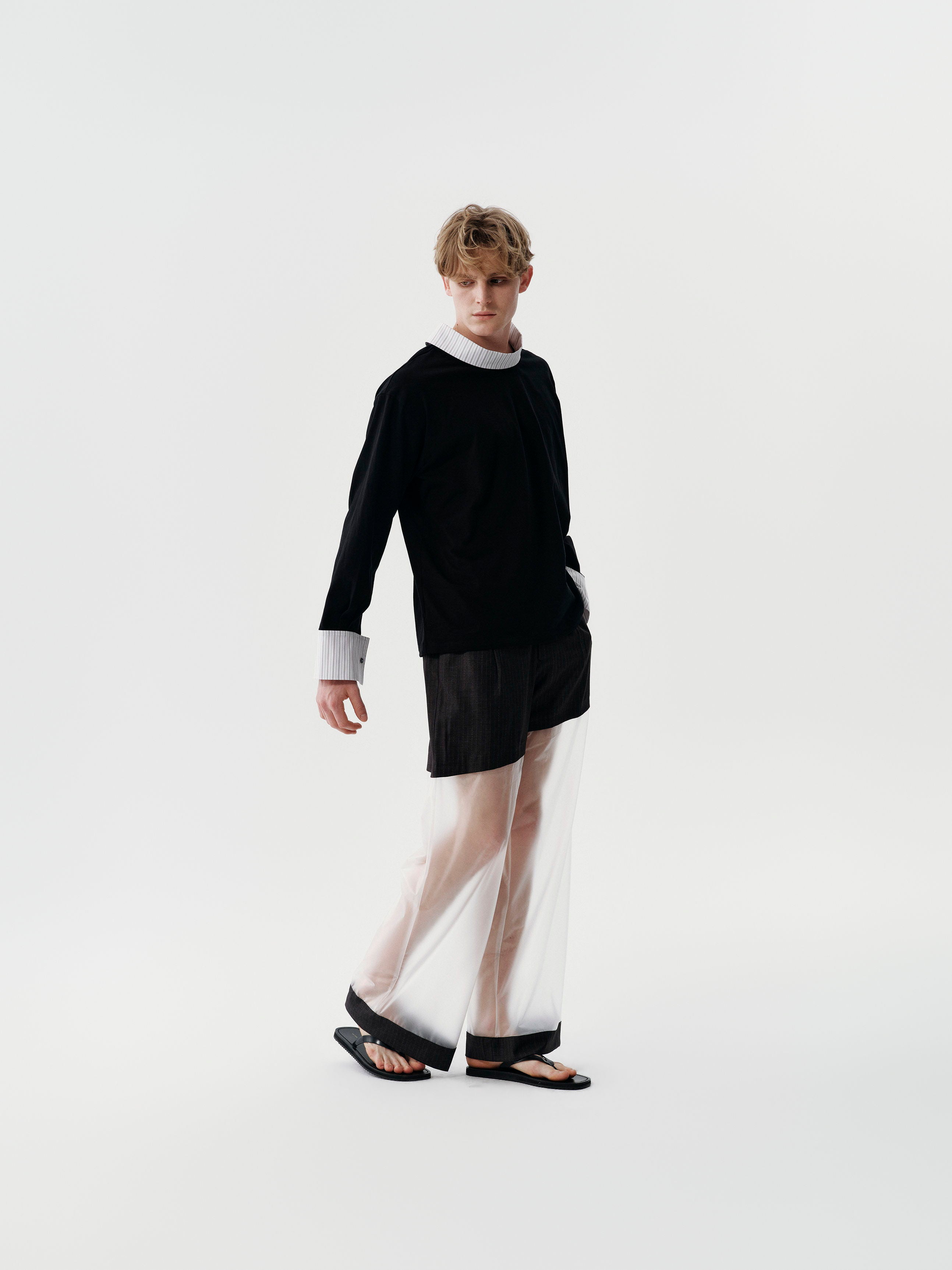 Shirt Collar Pullover in White