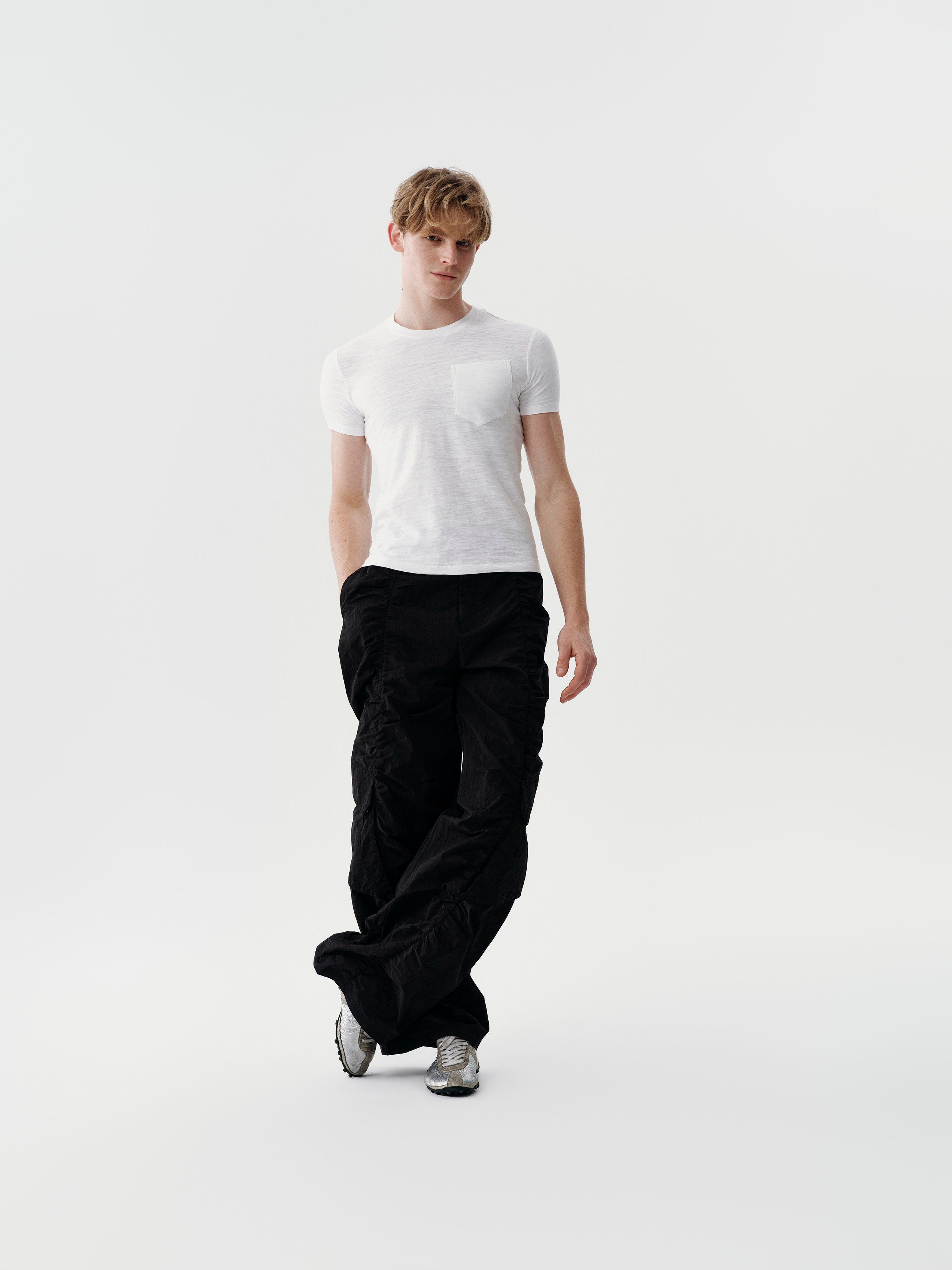Slim Air Skin Tank in Black