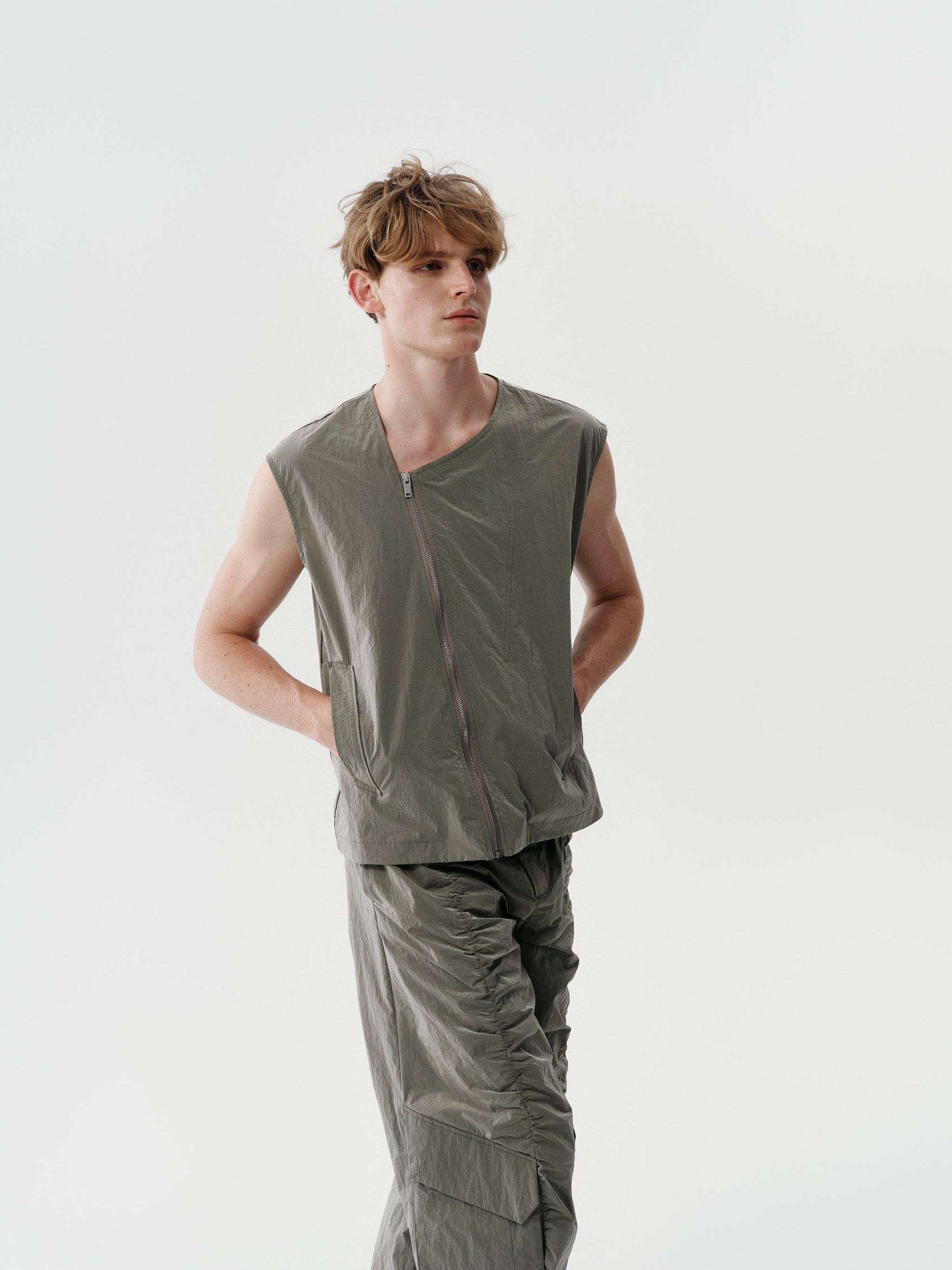 Diagonal Zip Vest in White