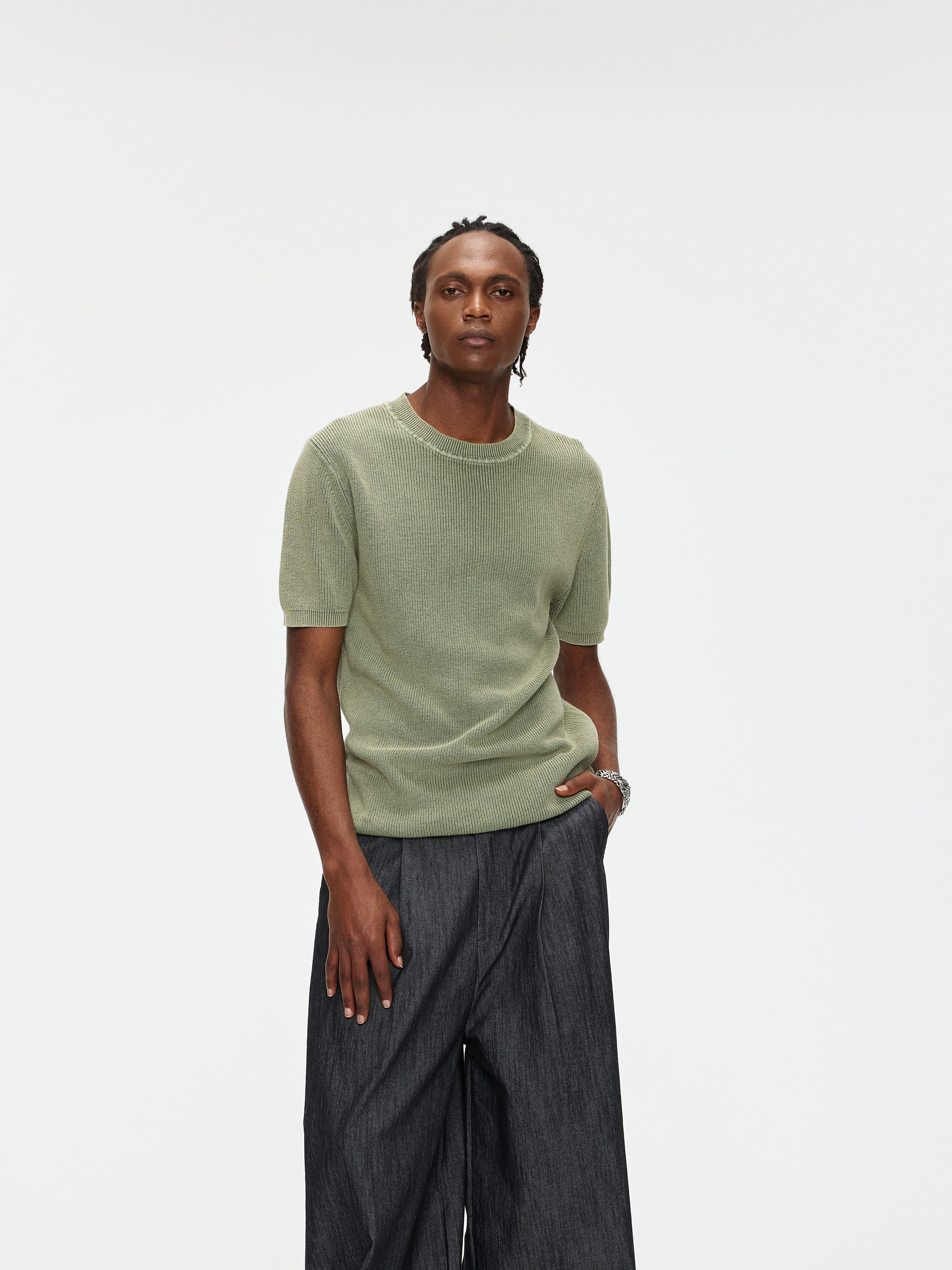 Gents Olive T Top - YHONE