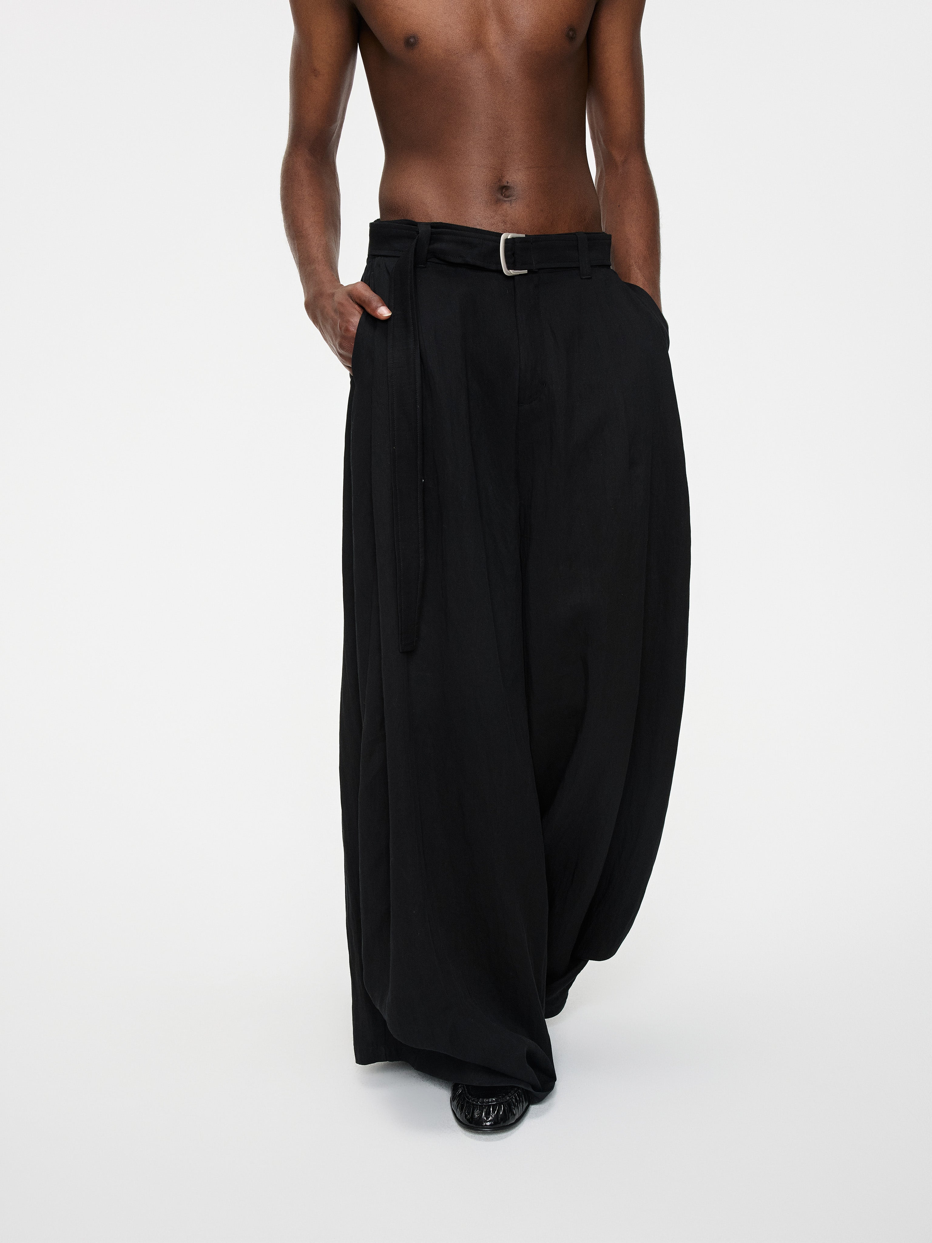 Draped Pleated Pants - YHONE