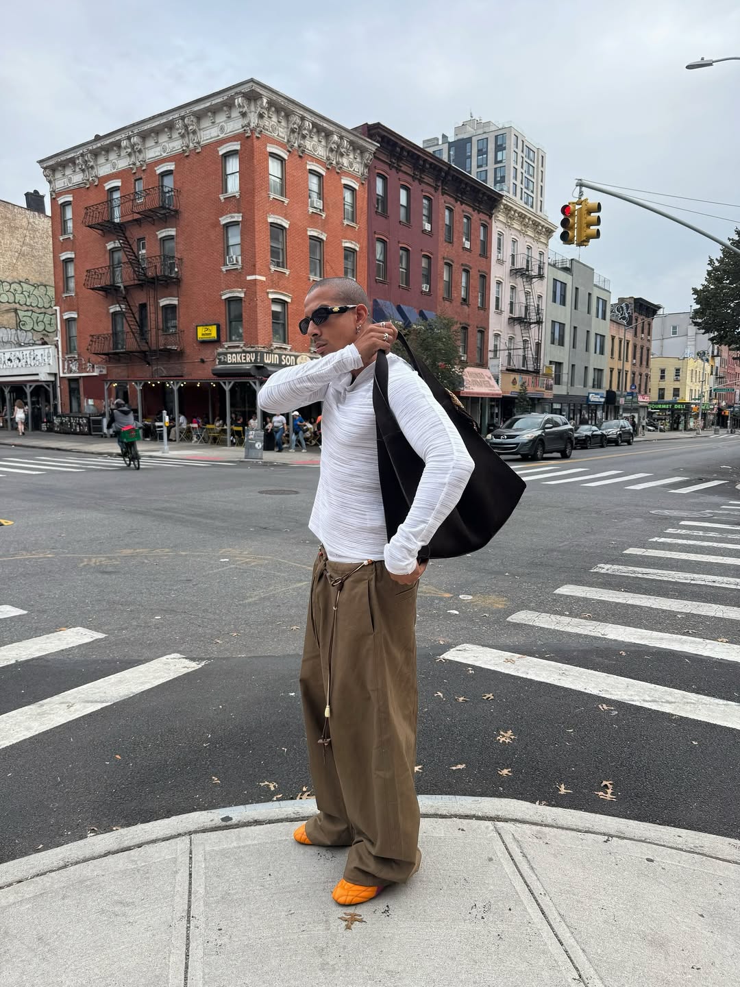 Wide Frame Cargo Pants-