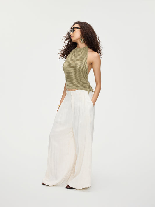 Bareedge Top