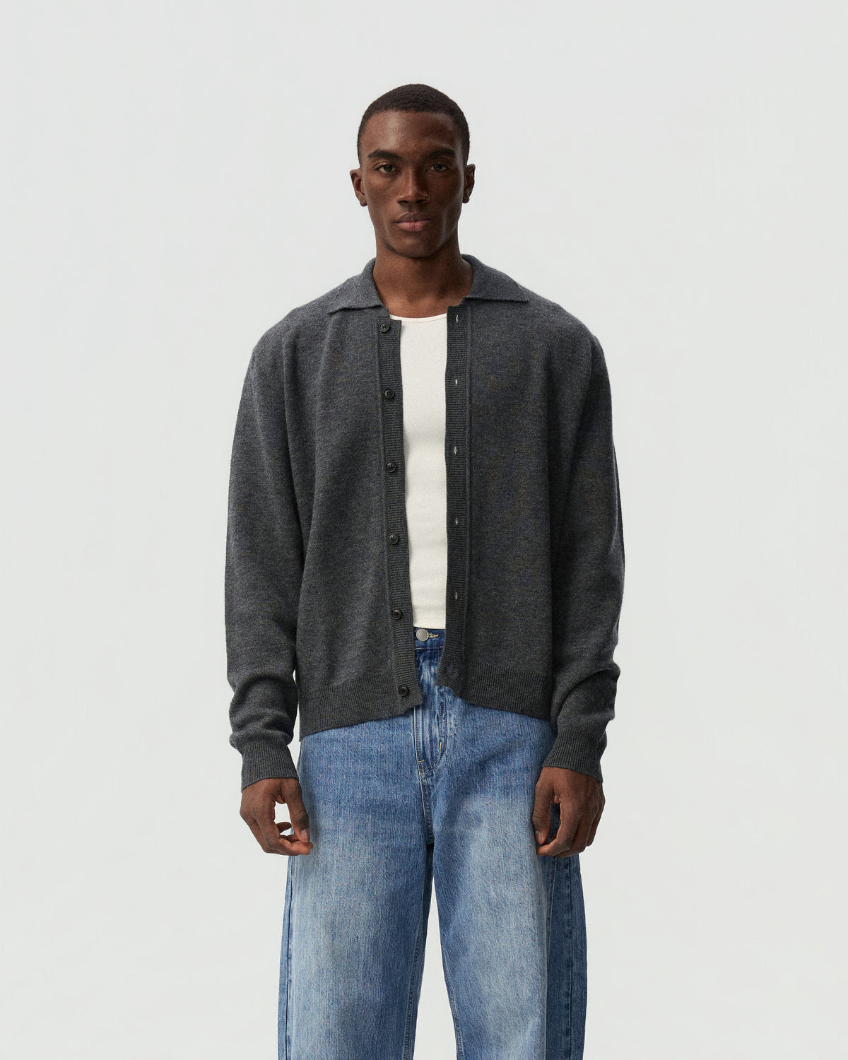 Split-fit Cardigan — product view