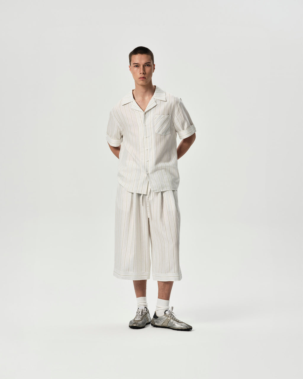 Grove Resort Shorts in White